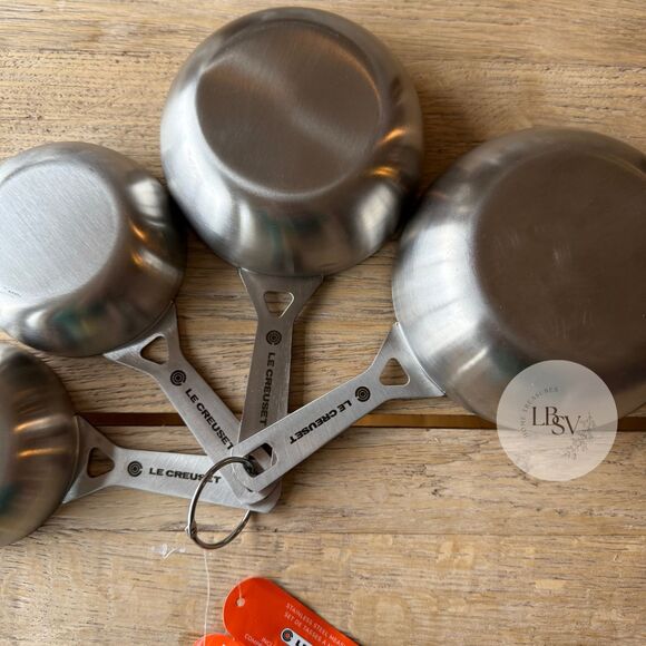 Le Creuset  Stainless Steel Batch Baking Measuring Cups Set of 4 NEW - Picture 8 of 10